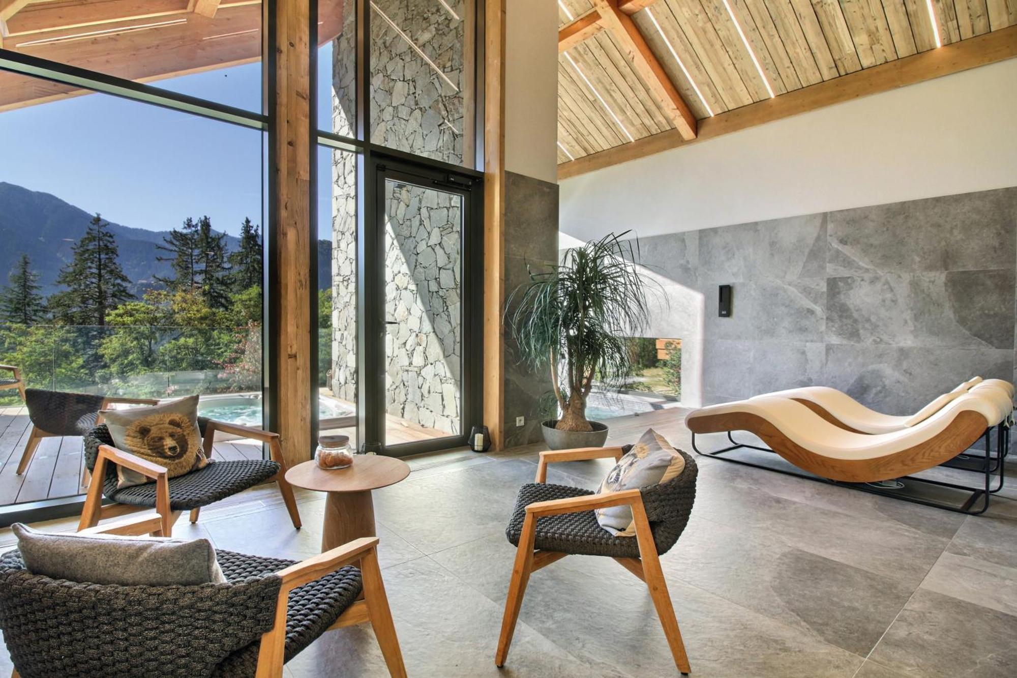 Pure Montagne Resort & Spa Saint-Martin-Vésubie エクステリア 写真