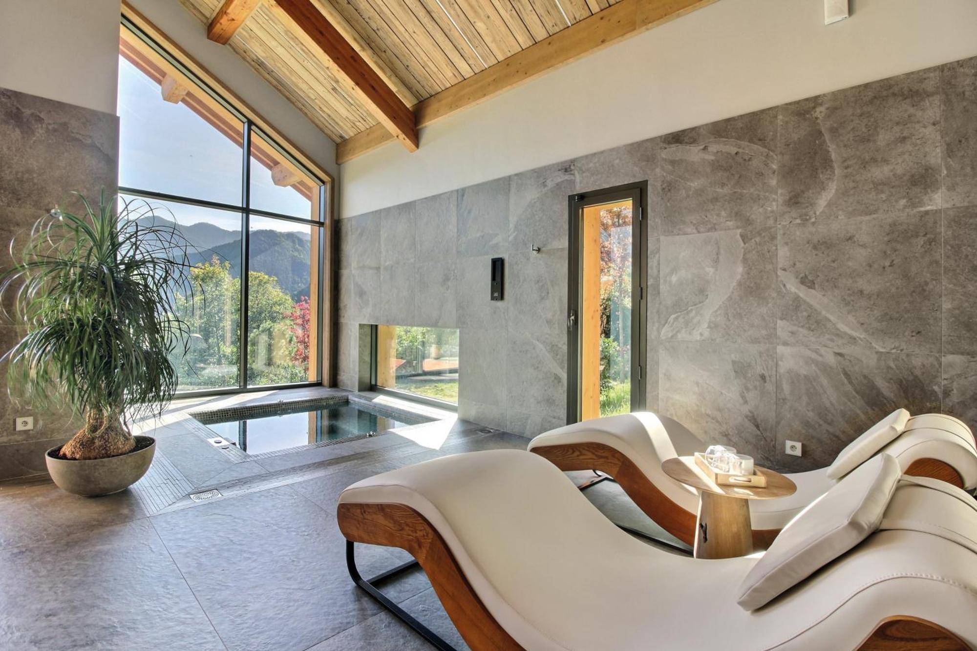 Pure Montagne Resort & Spa Saint-Martin-Vésubie エクステリア 写真