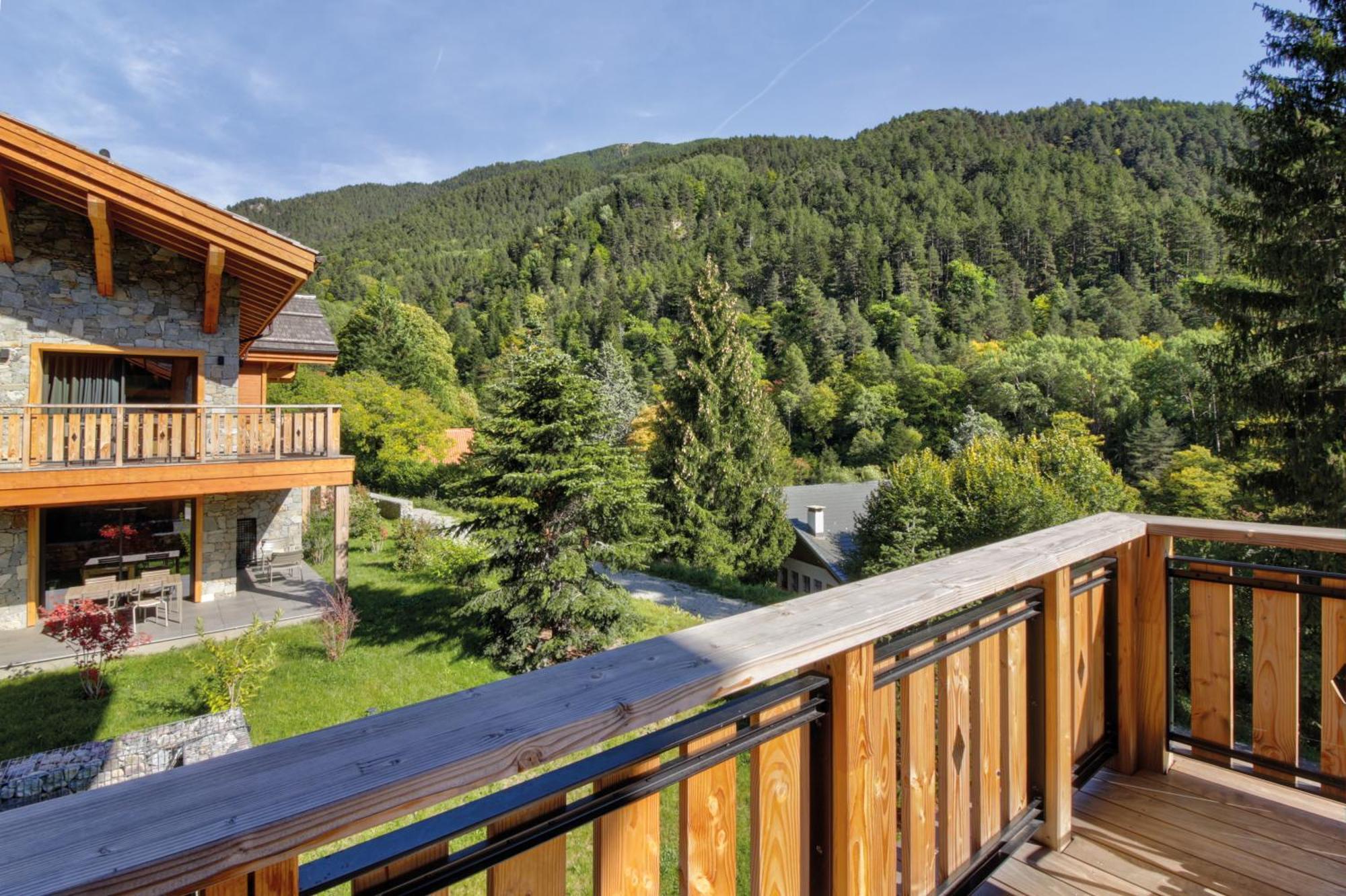 Pure Montagne Resort & Spa Saint-Martin-Vésubie エクステリア 写真